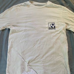 Vineyard vines long sleeve t-shirt